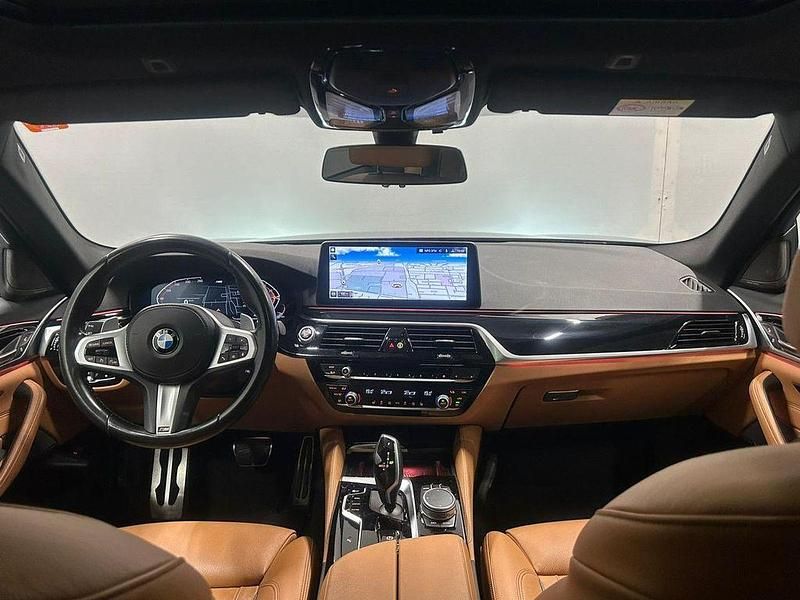 Gebraucht BMW 540 Executive 334 PS (245 kW) 2021 Schwarz Limousine