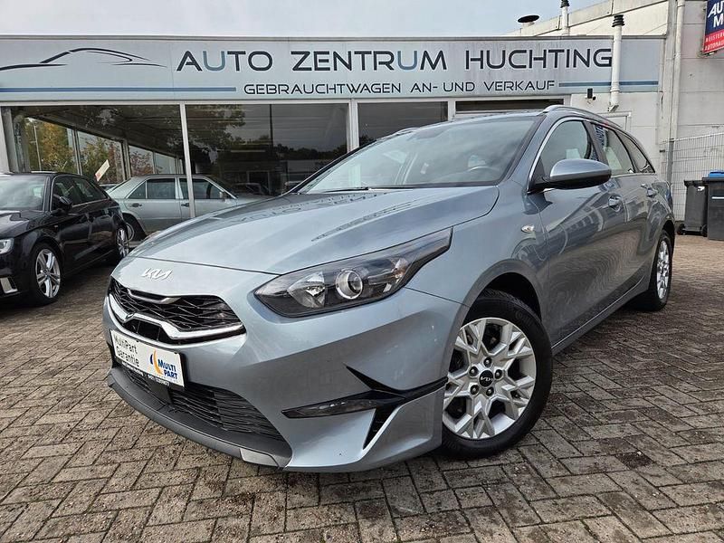Grau Gebraucht 2022 Kia Ceed Sportswagon Kombi | 17.450 € (Fairer Preis) - Bild 1/4