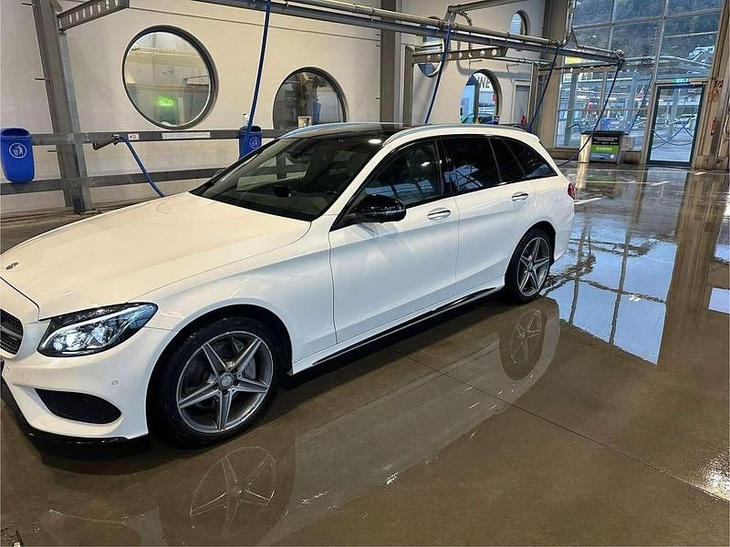 Gebraucht Mercedes C250 AMG line 204 PS (150 kW) 2016 Kombi