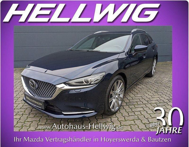 Deep crystal blue metallic (metallic) Gebraucht 2024 Mazda 6 Takumi-Line Kombi | 31.780 € (Fairer Preis) - Bild 1/4