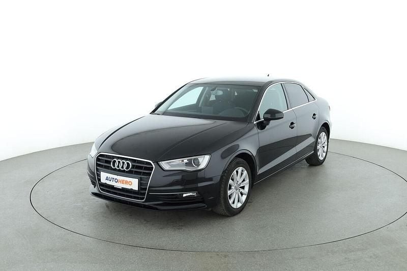 Schwarz Gebraucht 2015 Audi A3 Attraction Limousine | 13.700 € (Fairer Preis) - Bild 1/3