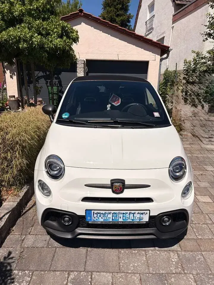 Gebraucht Fiat 500 Abarth 165 PS (121 kW) 2024 Weiß Cabrio