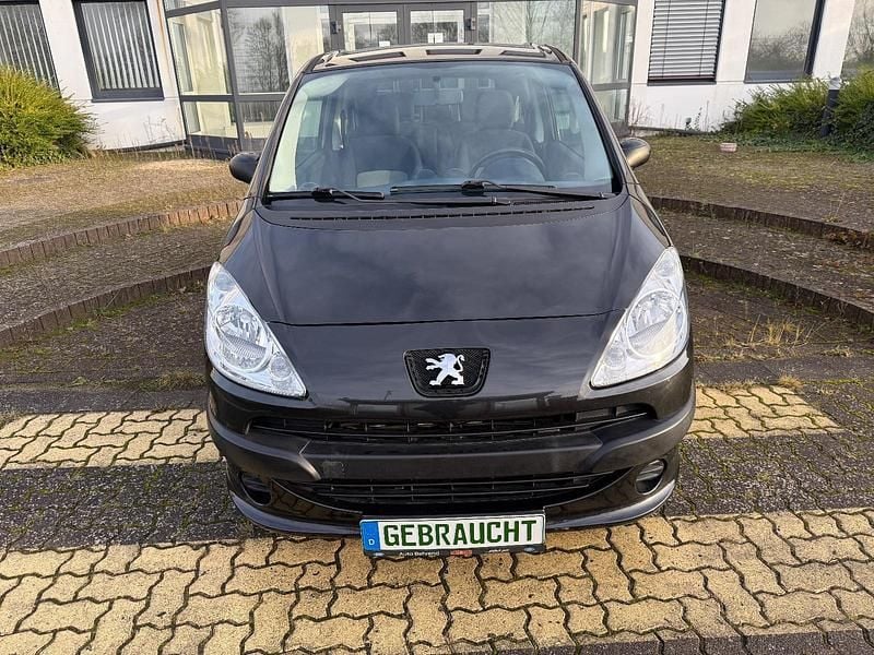 Gebraucht Peugeot 1007 73 PS (53 kW) 2006 Schwarz Van / Kleinbus