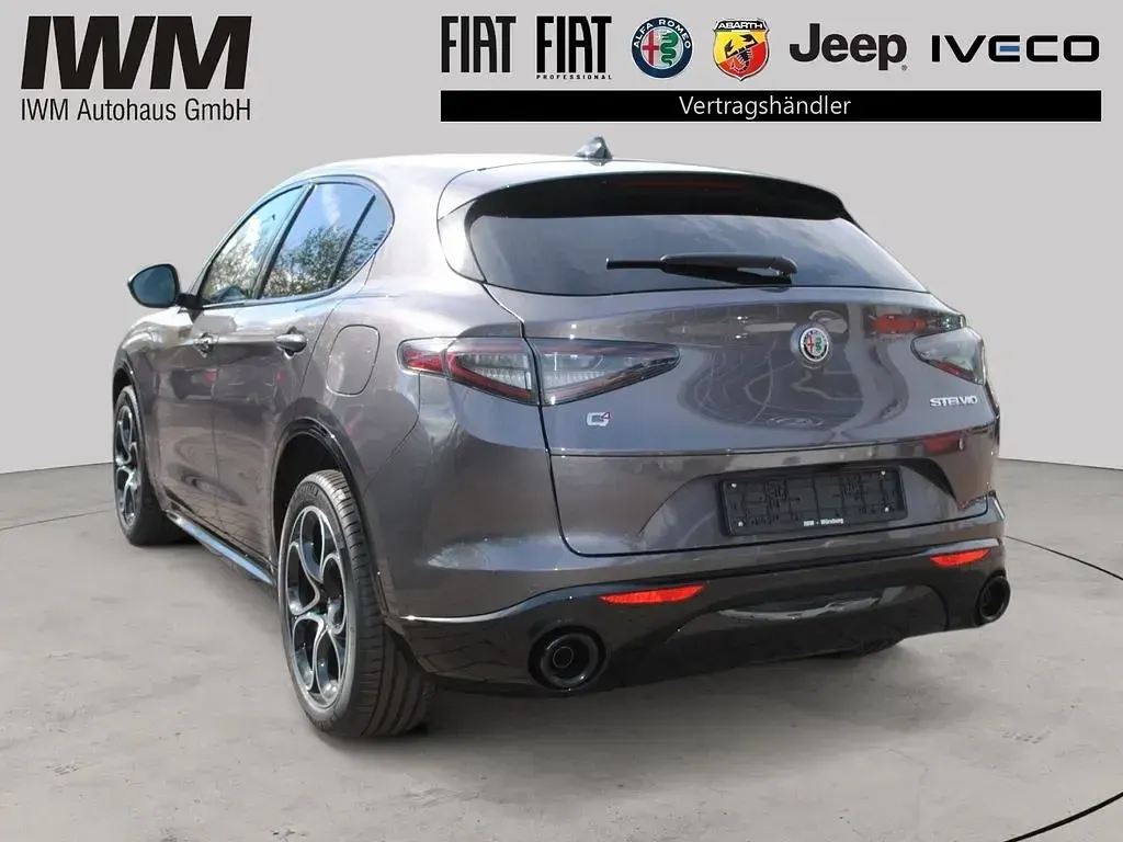 Gebraucht Alfa Romeo Stelvio Veloce 209 PS (153 kW) 2024 Grau SUV