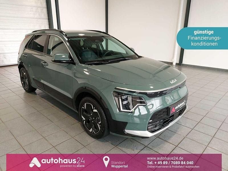 Grün Gebraucht 2023 Kia e-Niro Inspiration SUV | 26.670 € (Guter Preis) - Bild 1/4