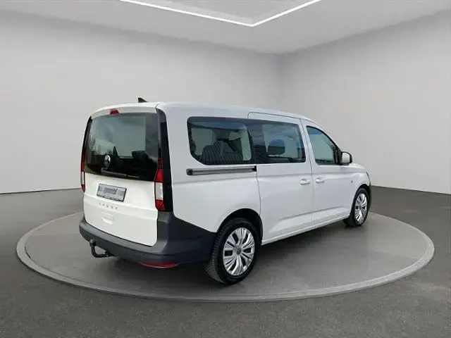 Usata VW Caddy Comfortline 102 CV (75 kW) 2022 Bianco Monovolume