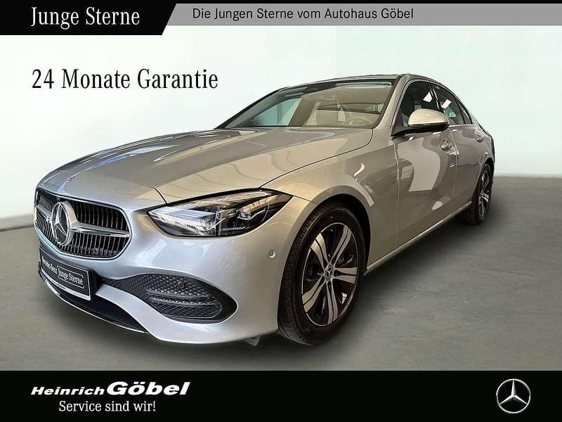 Silber Gebraucht 2024 Mercedes C200 Avantgarde Limousine | 39.900 € (Fairer Preis) - Bild 1/4