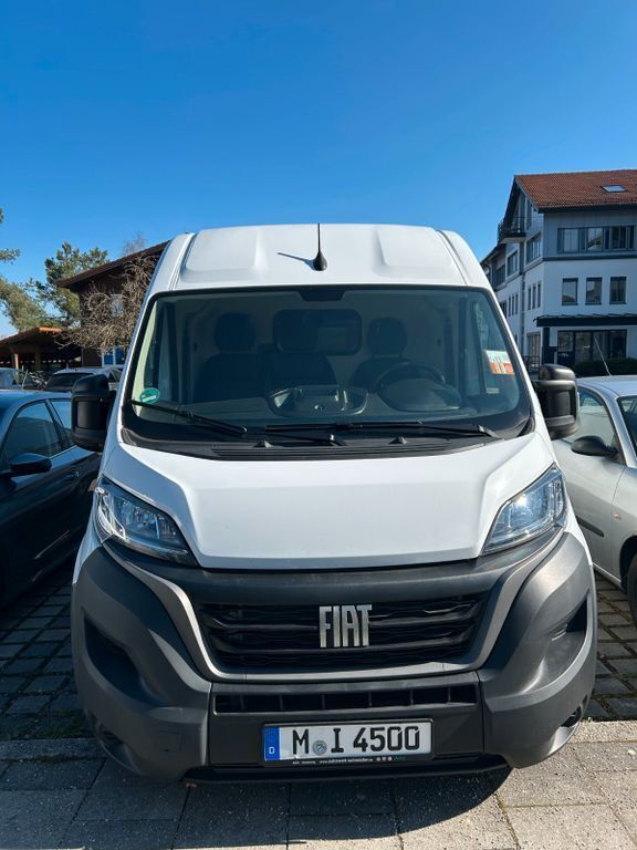 Weiß Gebraucht 2021 Fiat Ducato Van | 17.800 € - Bild 1/4