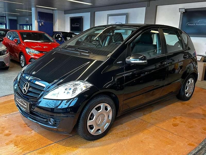 Schwarz Gebraucht 2012 Mercedes A160 Limousine | 7.690 € (Fairer Preis) - Bild 1/3