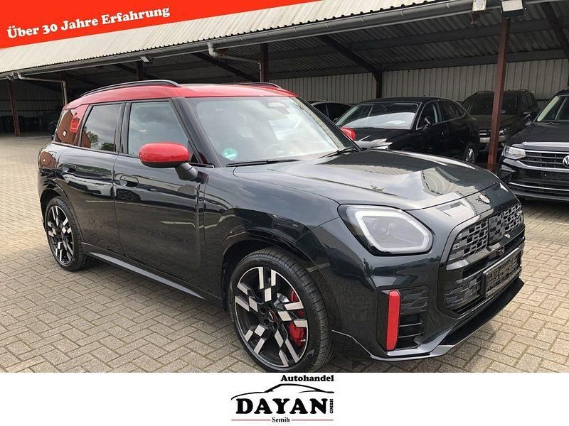 Schwarz Gebraucht 2024 Mini John Cooper Works Countryman SUV | 49.900 € (Fairer Preis) - Bild 1/4