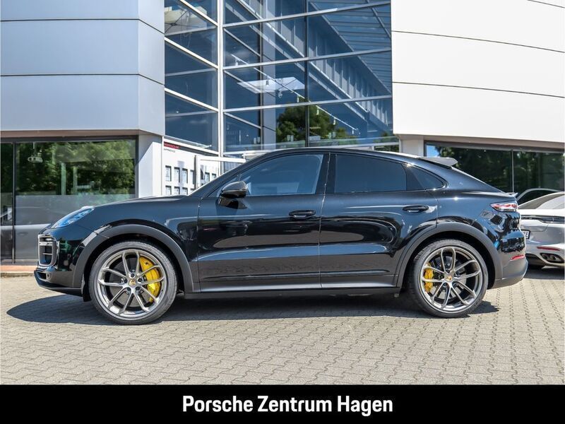 Gebraucht Porsche Cayenne Turbo GT 640 PS (470 kW) 2022 Tiefschwarzmetallic SUV