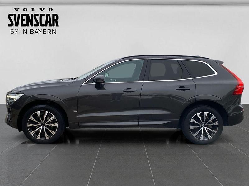 Gebraucht Volvo XC60 Core 197 PS (144 kW) 2022 Grau SUV