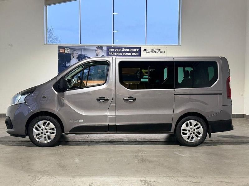 Gebraucht Renault Trafic 125 PS (91 kW) 2016 Grau Van / Kleinbus