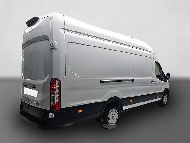 Gebraucht Ford Transit Trend 131 PS (96 kW) 2025 Weiß Limousine