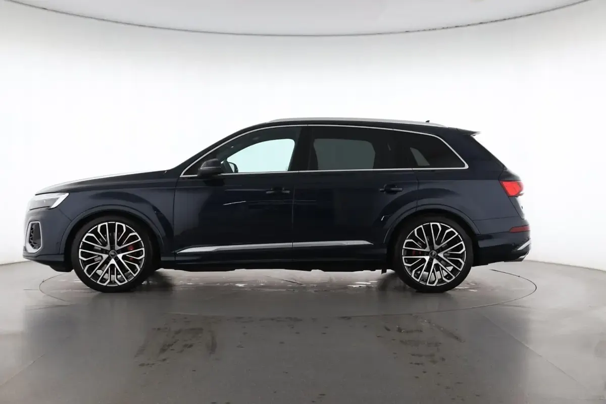 Gebraucht Audi SQ7 Ambiente 507 PS (372 kW) 2025 Waitomoblau metallic SUV