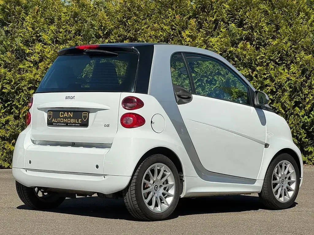 Gebraucht Smart ForTwo Coupé 54 PS (39 kW) 2011 Weiß Coupé