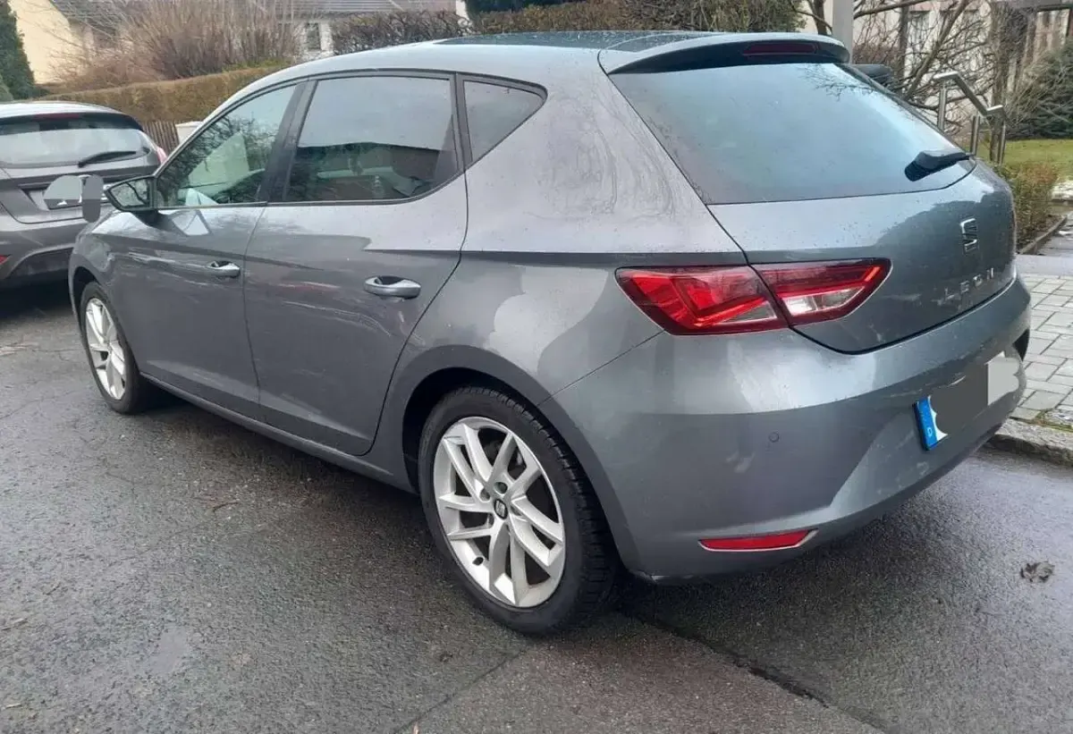Gebraucht Seat Leon 150 PS (110 kW) 2013 Grau Limousine