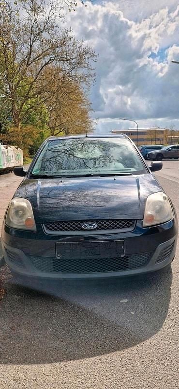 Gebraucht Ford Fiesta 70 PS (51 kW) 2005 Schwarz Kleinwagen