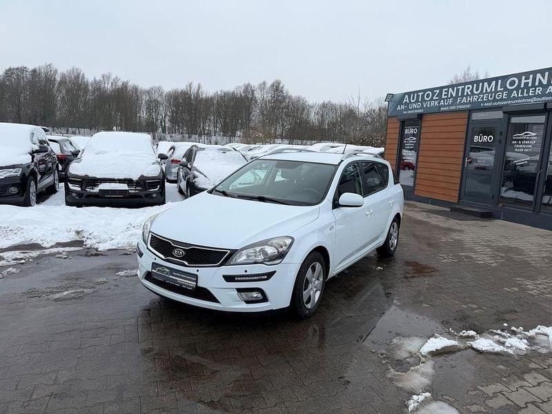 Gebraucht Kia Ceed Sportswagon Edition 7 116 PS (85 kW) 2012 Weiß Kombi