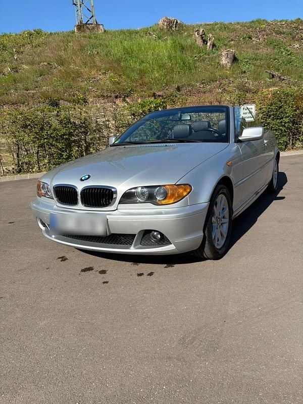 Gebraucht BMW 318 Cabriolet 150 PS (110 kW) 2004 Silber Cabrio