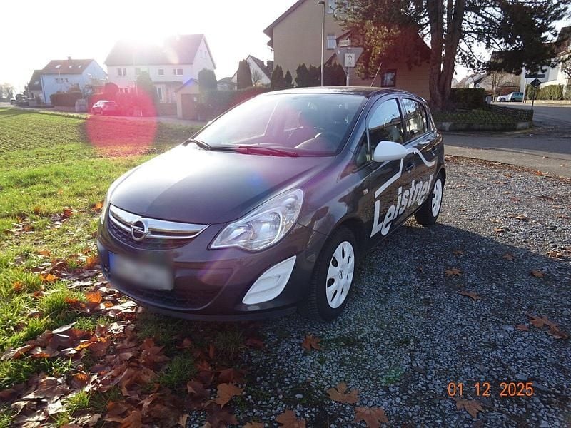 Gebraucht 2012 Opel Corsa Limousine | 4.750 € (Etwas zu teuer) - Bild 1/4