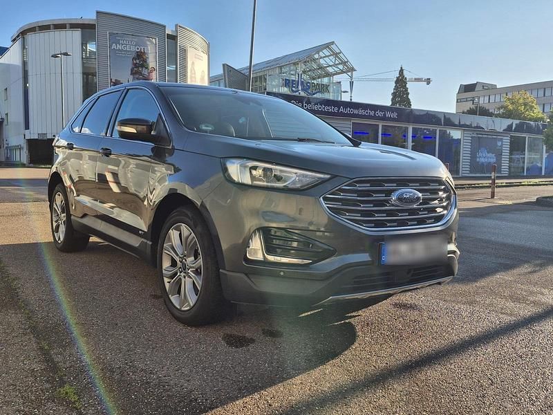 Grau Gebraucht 2019 Ford Edge SUV | 19.900 € (Superpreis) - Bild 1/4