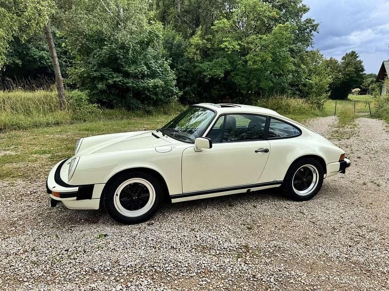 Weiß Gebraucht 1983 Porsche 911 Coupé | 78.911 € - Bild 1/4