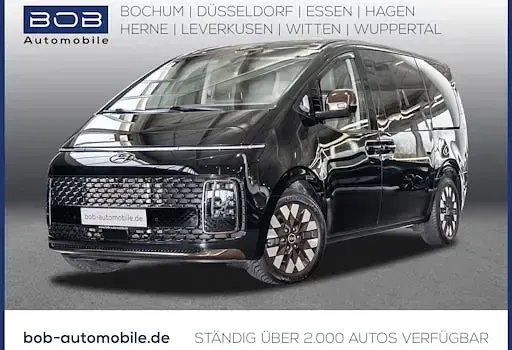 Gebraucht Hyundai Staria Signature 177 PS (130 kW) 2022 Van / Kleinbus