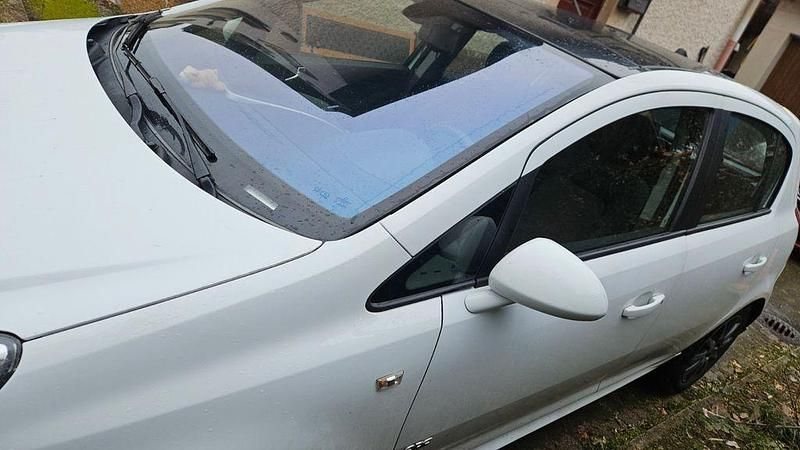 Gebraucht Opel Corsa 125 PS (91 kW) 2008 Weiß Limousine