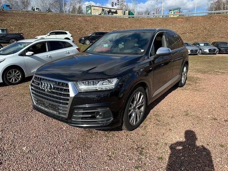 Gebraucht Audi SQ7 Ambiente 435 PS (319 kW) 2017 Orcaschwarz metallic SUV
