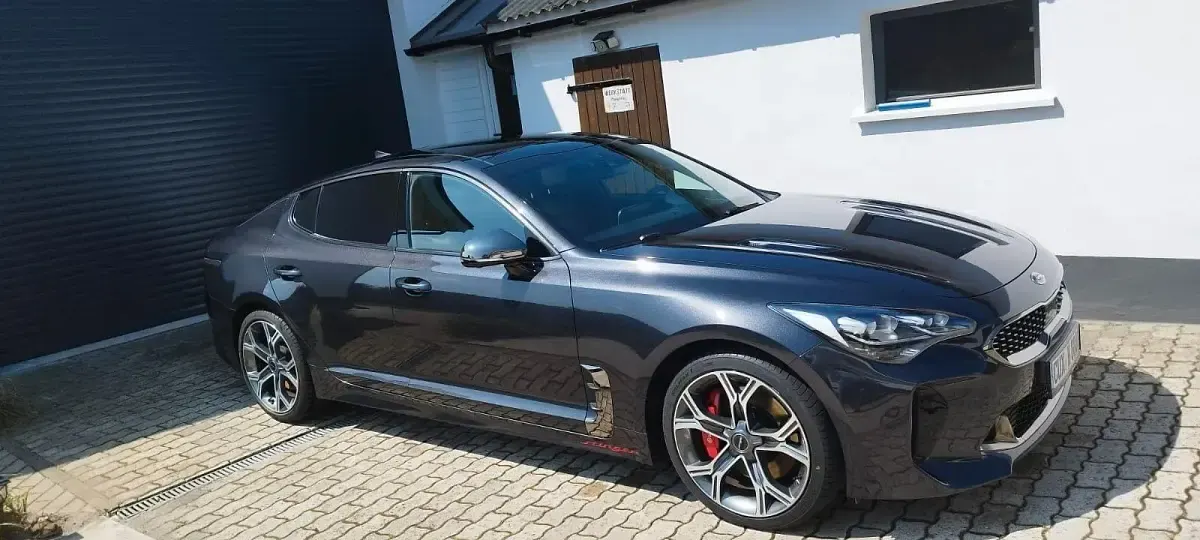Gebraucht Kia Stinger GT 370 PS (272 kW) 2018 Grau Kleinwagen