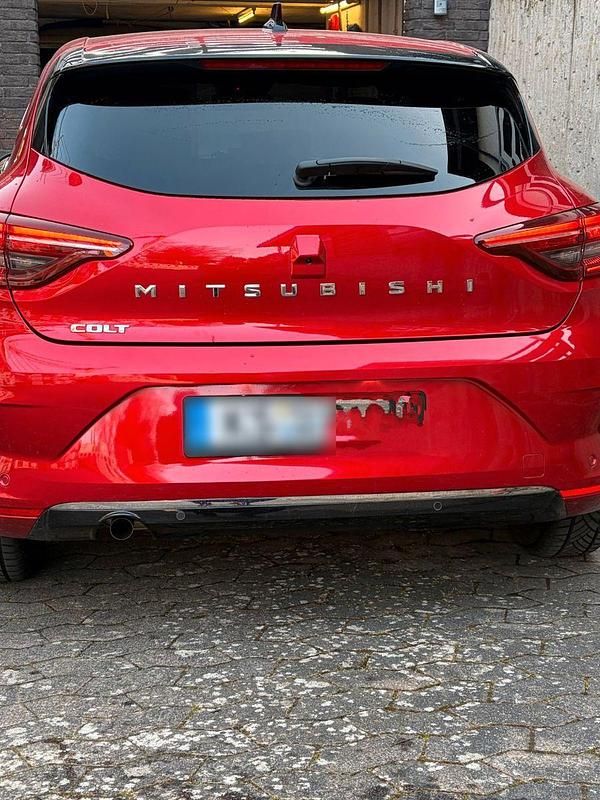 Gebraucht Mitsubishi Colt Top 91 PS (66 kW) 2024 Rot Kleinwagen