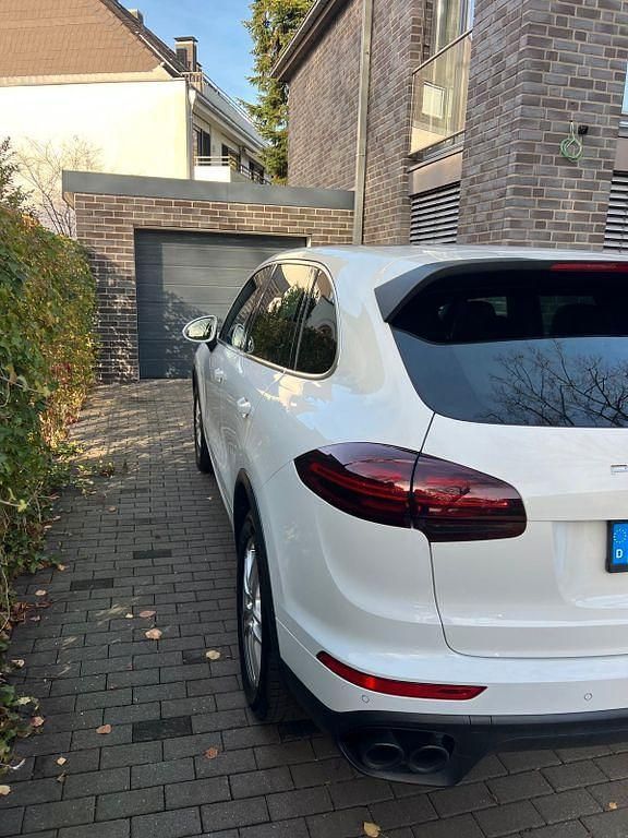 Gebraucht Porsche Cayenne S 385 PS (283 kW) 2015 Weiß SUV
