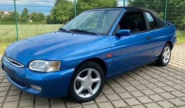 Gebraucht Ford Escort Cabriolet 118 PS (86 kW) 1996 Blau Cabrio