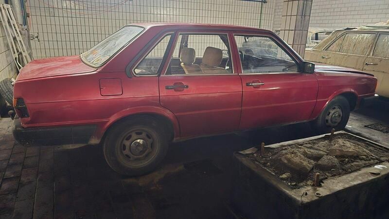 Gebraucht Audi 80 Basis 70 PS (51 kW) 1985 Rot Limousine