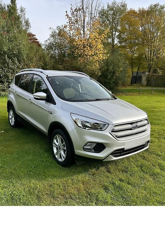 Gebraucht Ford Kuga Cool & Connect 150 PS (110 kW) 2020 Silber SUV