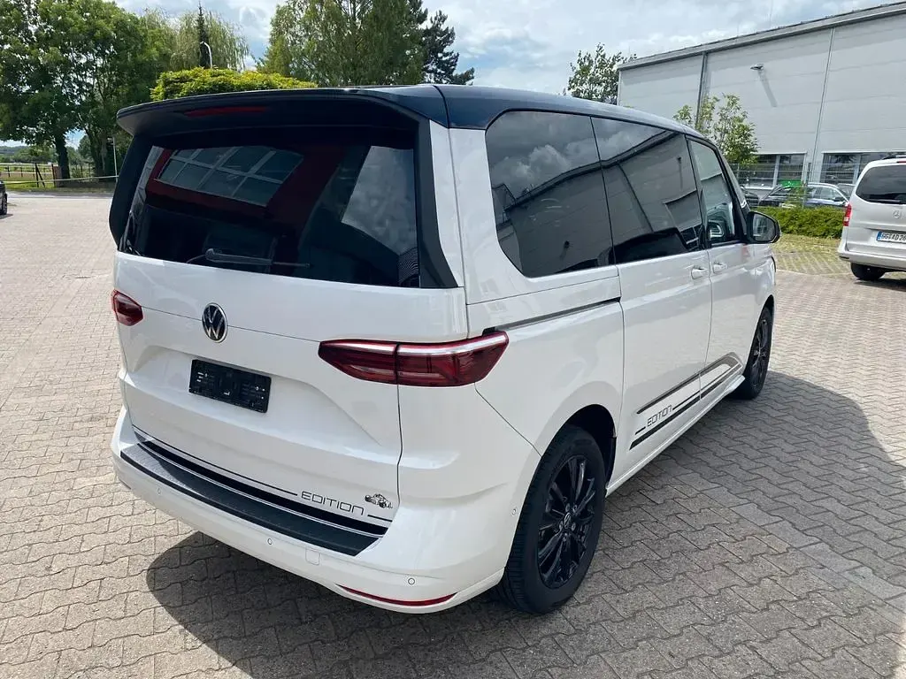 Gebraucht VW Multivan Edition 150 PS (110 kW) 2024 Weiß Van / Kleinbus