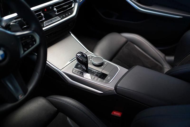 Gebraucht BMW 320 M Sport 184 PS (135 kW) 2019 Blau Limousine