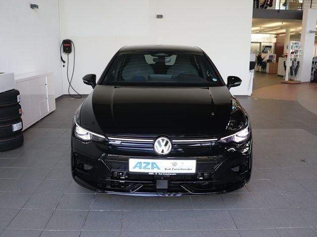 Neu VW Golf VIII Style 333 PS (244 kW) 2026 Schwarz Limousine