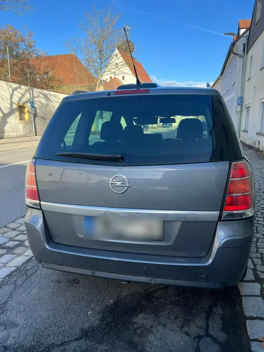 Gebraucht Opel Zafira 150 PS (110 kW) 2006 Grau Van / Kleinbus