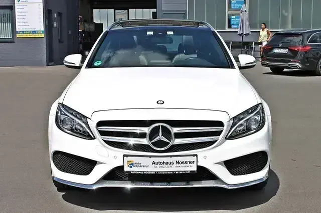 Gebraucht Mercedes C250 AMG line 204 PS (150 kW) 2016 Weiß Kombi