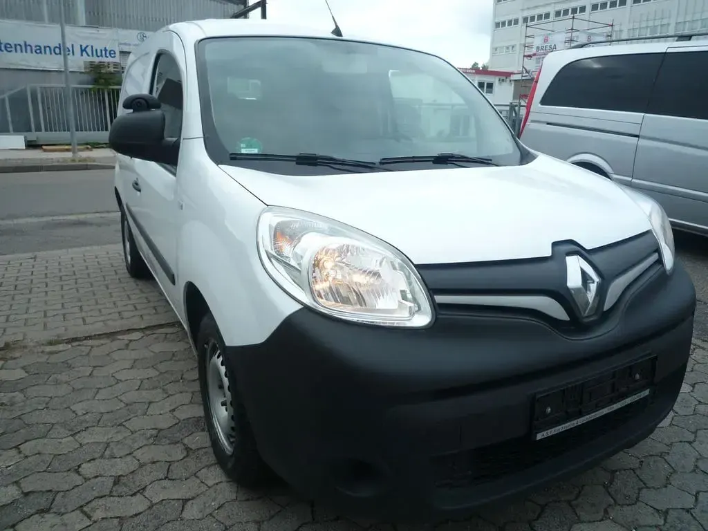 Używany Renault Kangoo Basis 95 KM (69 kW) 2020 Biały Minivan