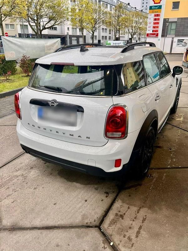 Second-hand Mini ONE 102 CP (75 kW) 2019 Alb Hatchback