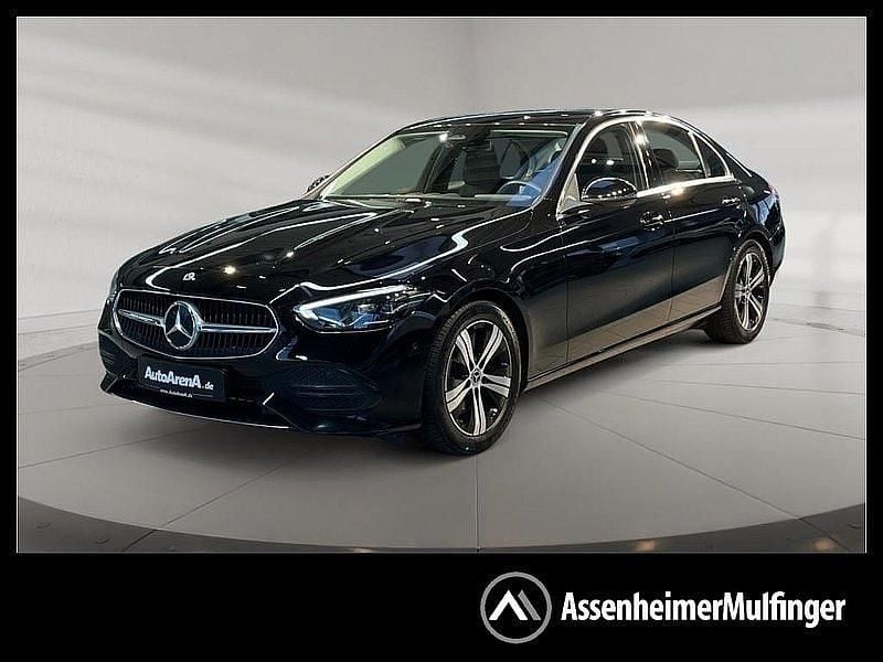 Unilack schwarz Gebraucht 2022 Mercedes C200 Avantgarde Limousine | 31.530 € (Teuer) - Bild 1/4