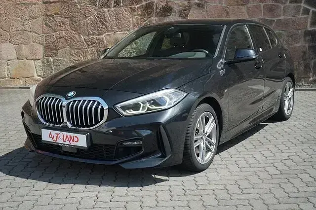 Gebraucht BMW 118 M Sport 140 PS (102 kW) 2020 Schwarz Kleinwagen