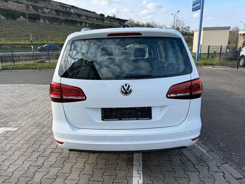 Gebraucht VW Sharan Highline 184 PS (135 kW) 2017 Weiß Van / Kleinbus