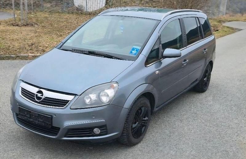 Gebraucht Opel Zafira 140 PS (102 kW) 2005 Grau Van / Kleinbus