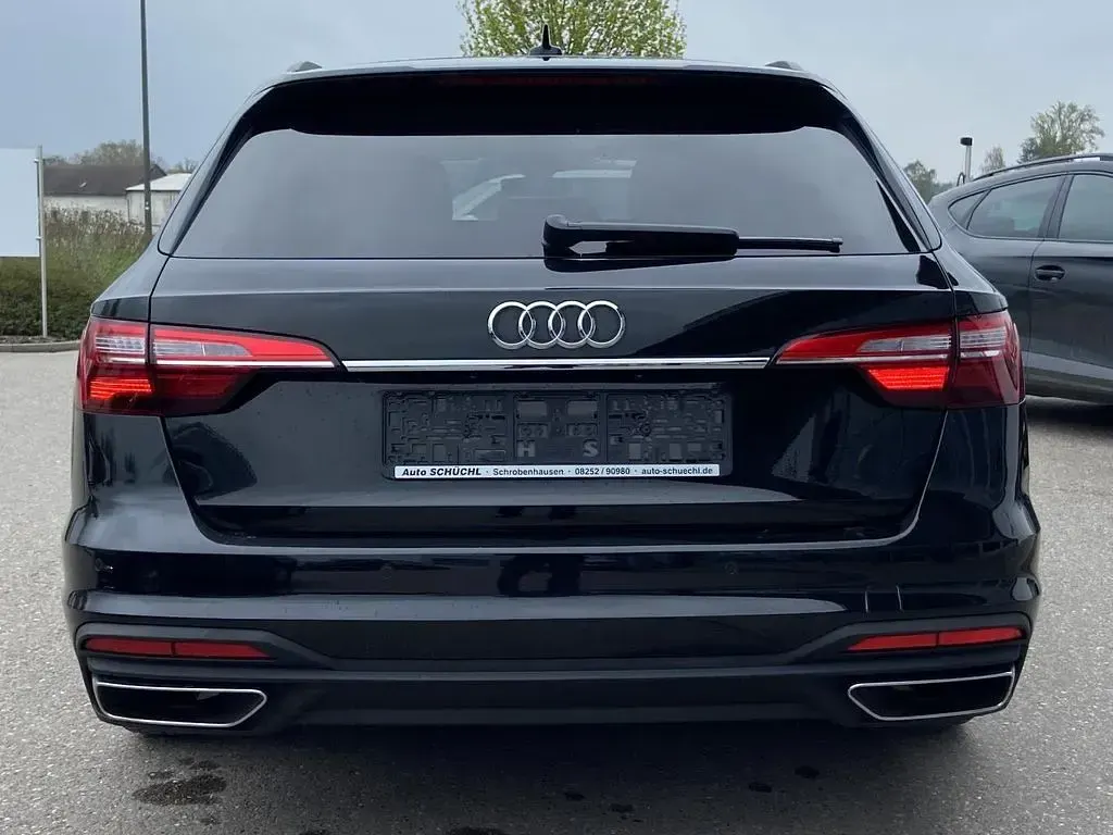 Gebraucht Audi A4 150 PS (110 kW) 2022 Schwarz Kombi