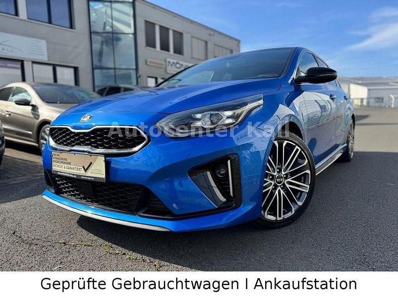 Blau Gebraucht 2020 Kia Ceed GT GT-Line Limousine | 17.990 € (Fairer Preis) - Bild 1/4