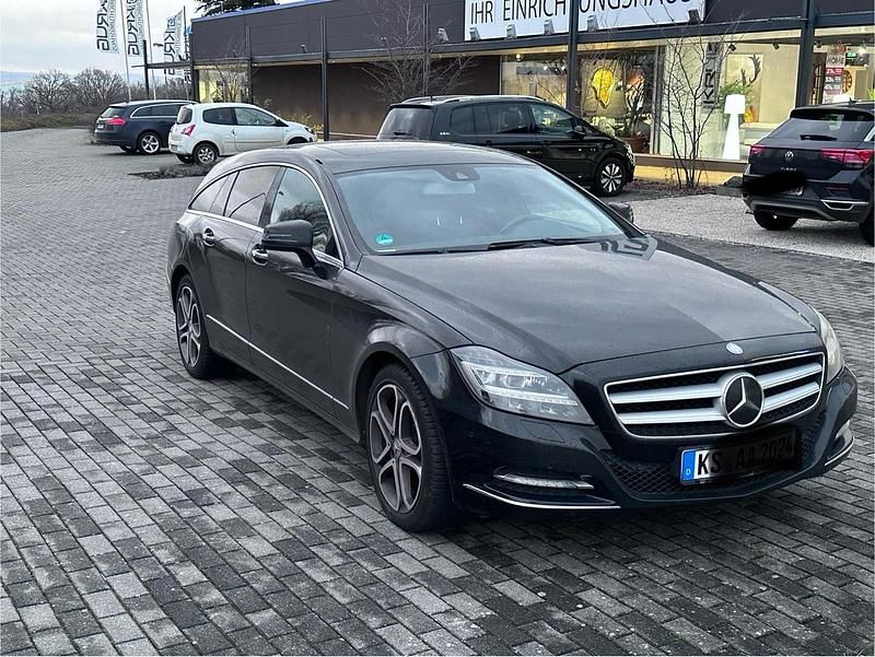 Schwarz Gebraucht 2012 Mercedes CLS350 Limousine | 9.299 € (Superpreis) - Bild 1/4